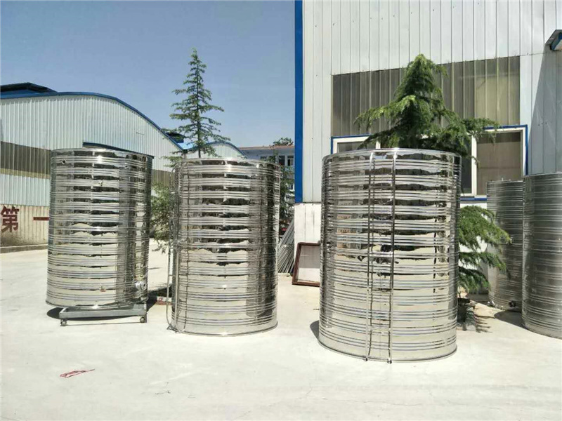 圆柱形保温水箱